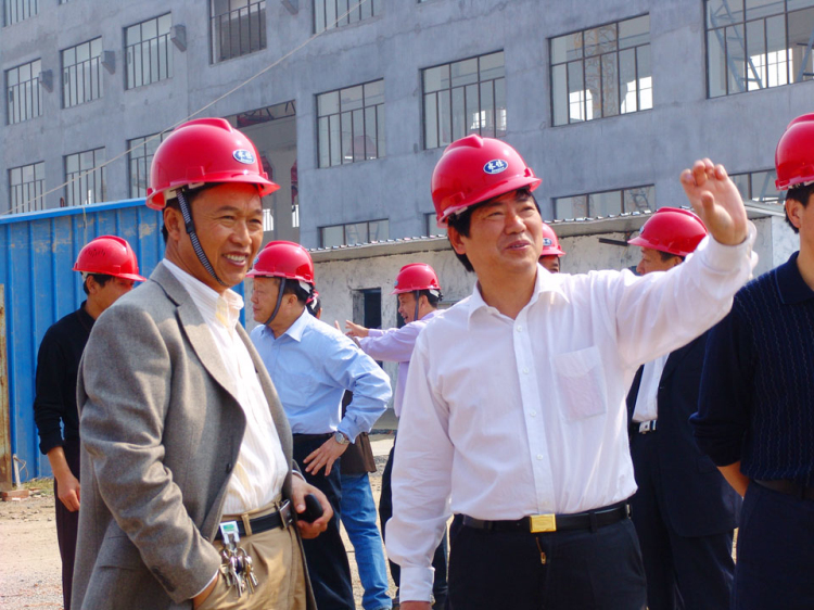 Wu, chairman Wang Jiaan accompanied Sinoma voters visited the Deputy District Pengfei